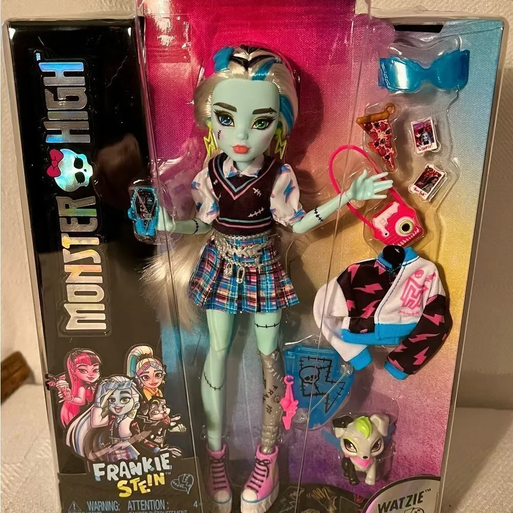 NWB Mattel - Collectible Monster High Frankie Stein Doll Can Ship Today.
